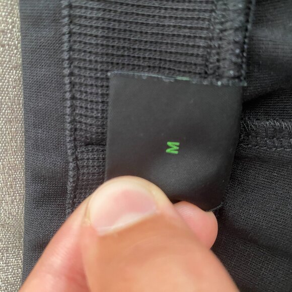 Hugo Boss Shorts - Picture 4 of 4